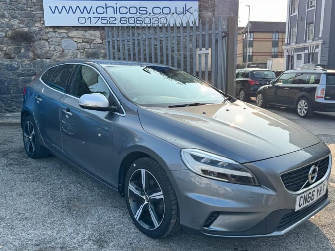 2016 Volvo V40