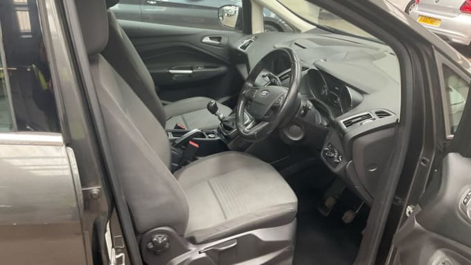 2025 Ford C-max