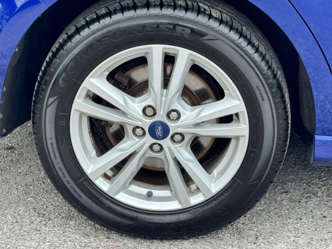 2025 Ford S-max