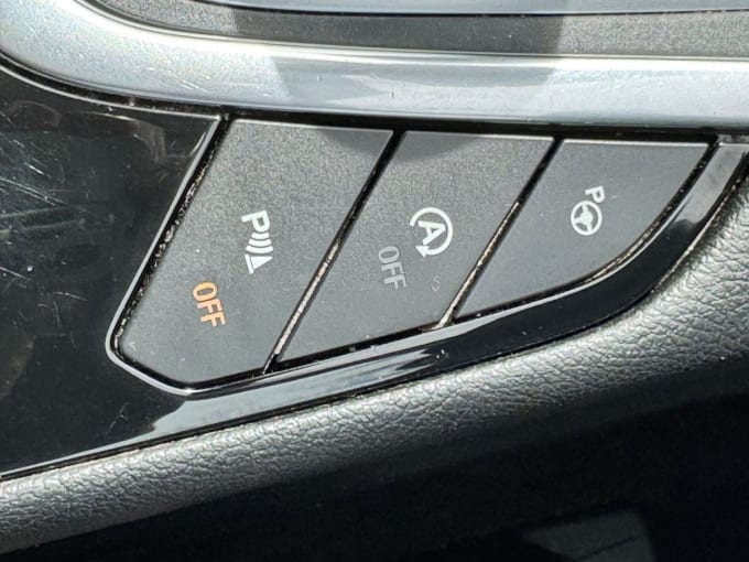 2025 Ford S-max
