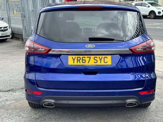 2025 Ford S-max