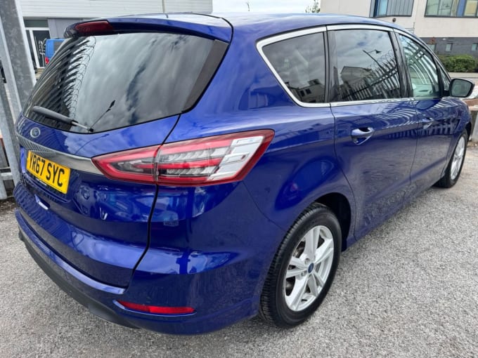 2025 Ford S-max