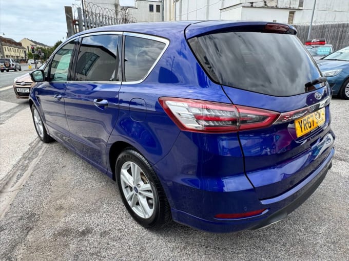 2025 Ford S-max