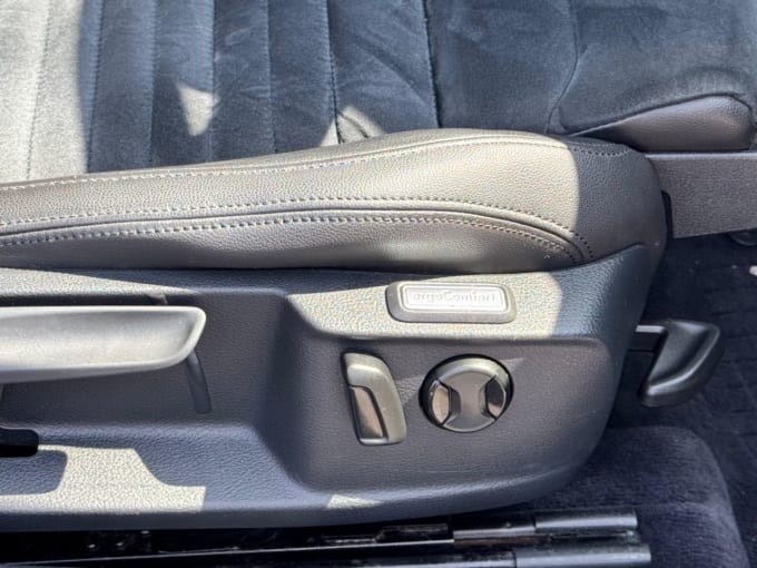 2025 Volkswagen Passat