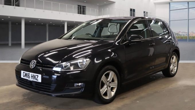 2025 Volkswagen Golf