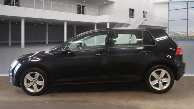 2025 Volkswagen Golf