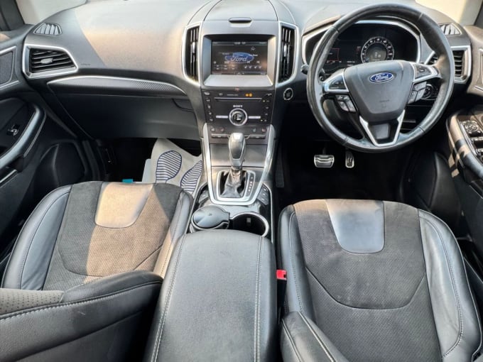 2025 Ford Edge