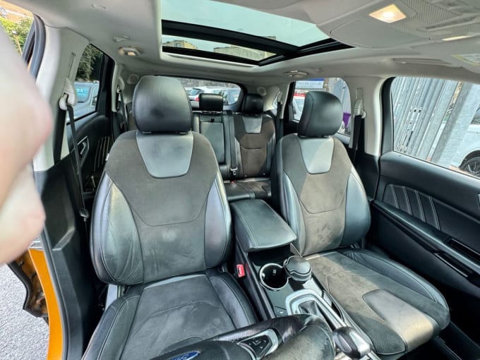 2025 Ford Edge