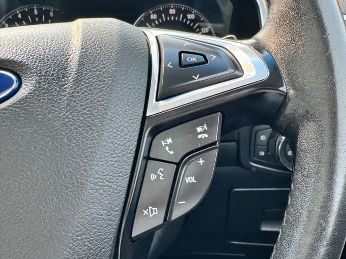 2025 Ford Edge