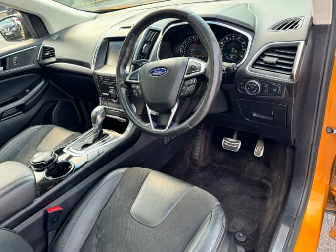 2025 Ford Edge