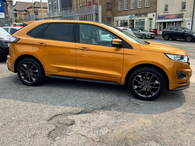 2025 Ford Edge