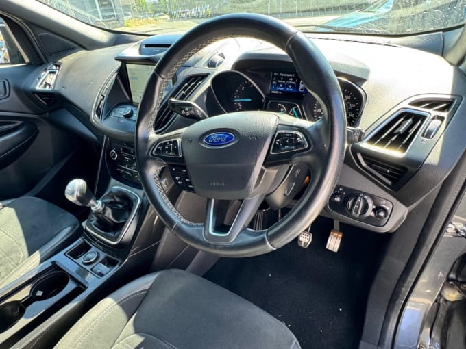 2025 Ford Kuga