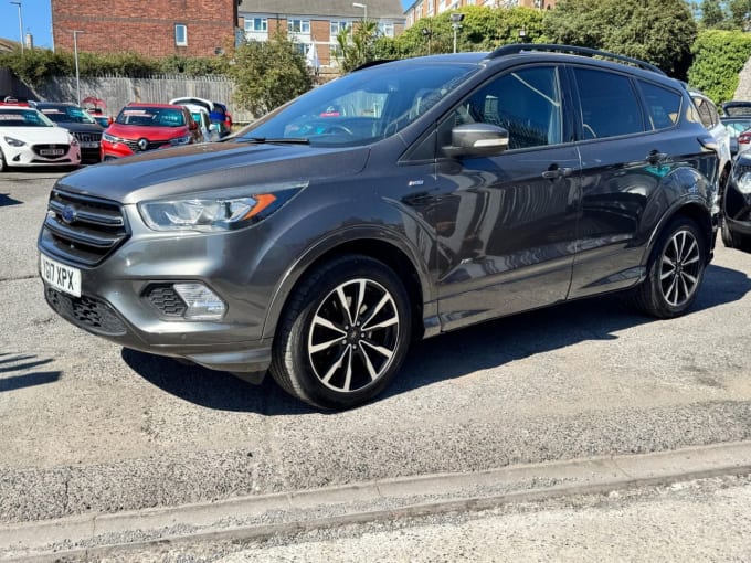 2025 Ford Kuga