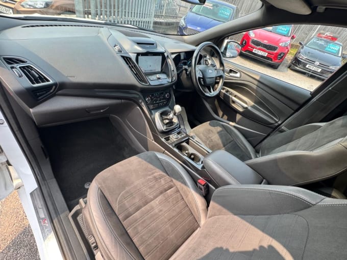 2025 Ford Kuga