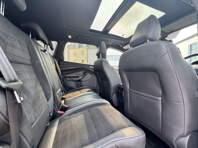 2025 Ford Kuga