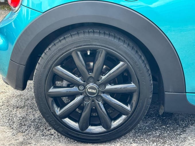 2025 Mini Hatch