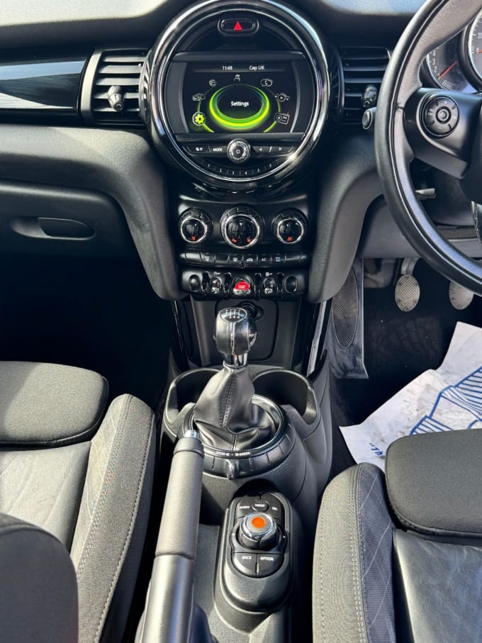 2025 Mini Hatch