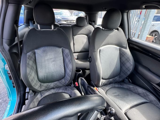 2025 Mini Hatch