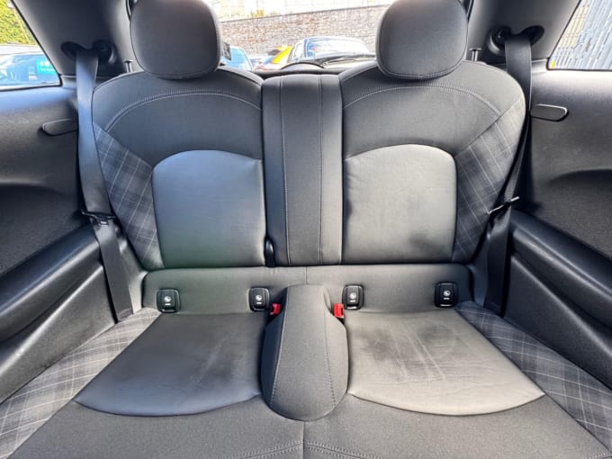 2025 Mini Hatch