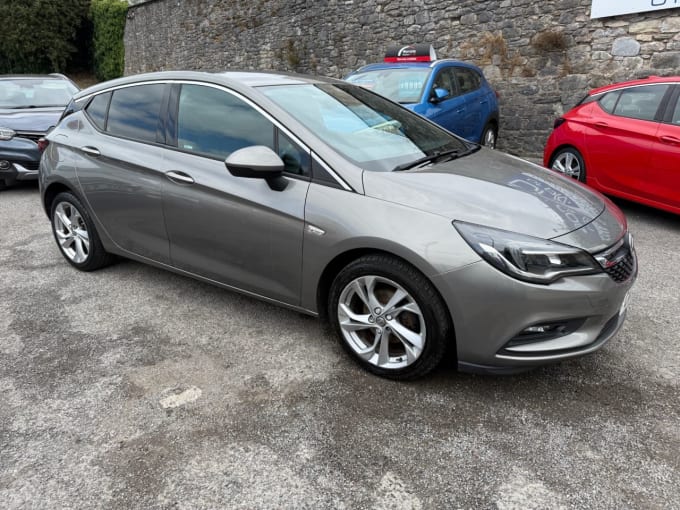 2025 Vauxhall Astra
