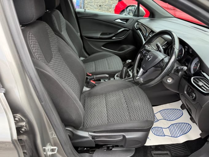 2025 Vauxhall Astra