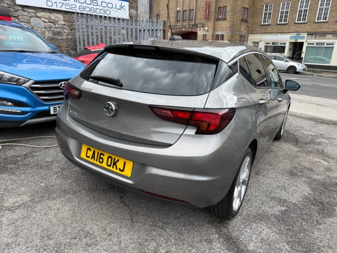 2025 Vauxhall Astra