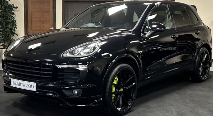 2024 Porsche Cayenne