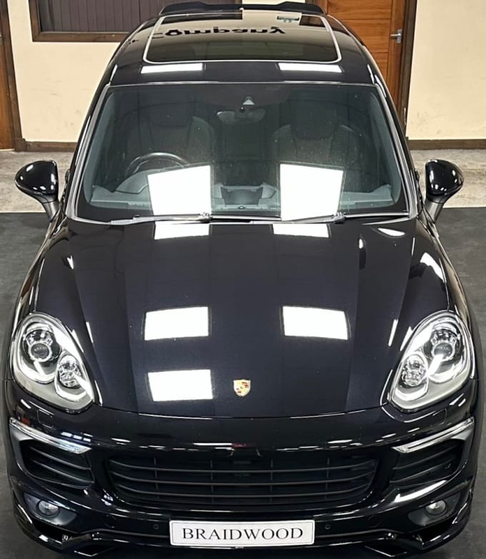 2024 Porsche Cayenne