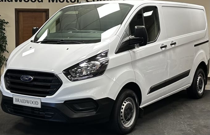 2024 Ford Transit Custom