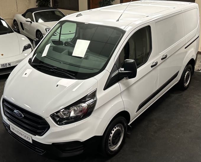 2024 Ford Transit Custom