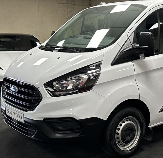 2024 Ford Transit Custom