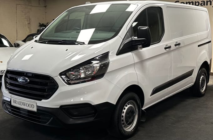 2024 Ford Transit Custom