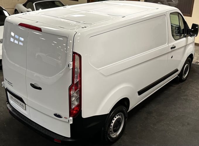 2025 Ford Transit Custom