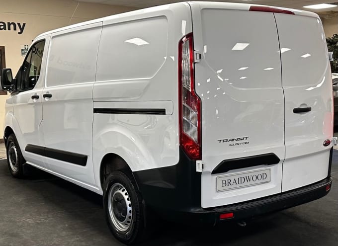 2024 Ford Transit Custom