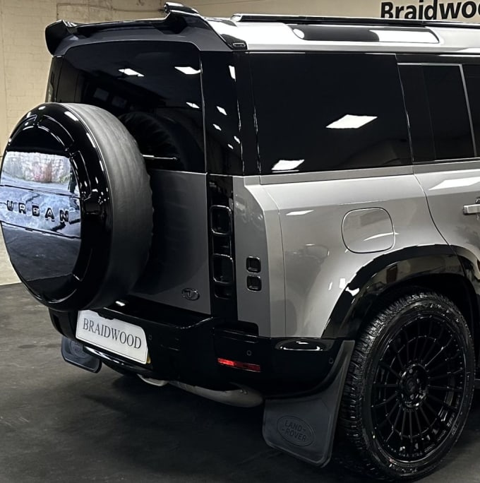 2025 Land Rover Defender