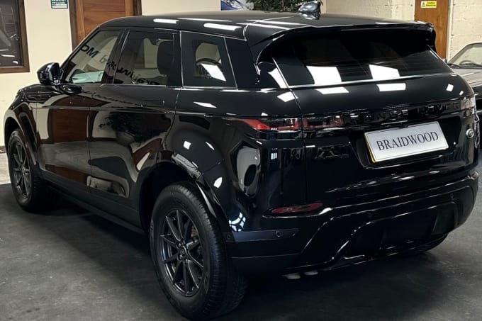 2025 Land Rover Range Rover Evoque