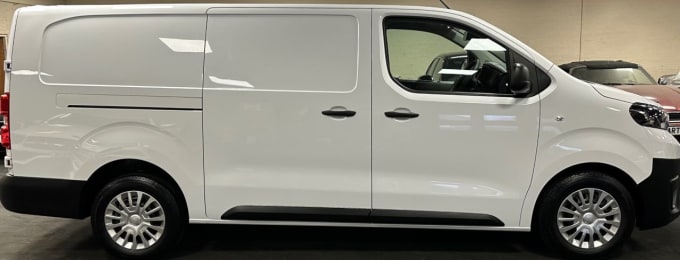 2025 Toyota Proace