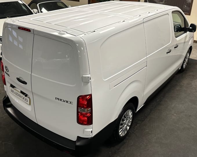 2025 Toyota Proace