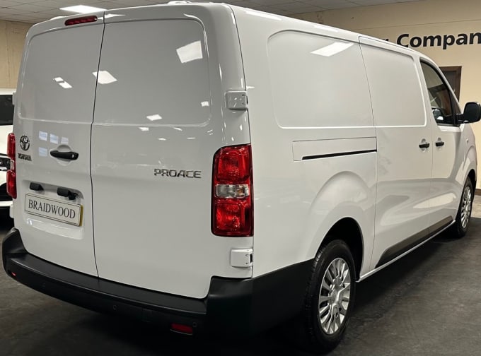 2025 Toyota Proace