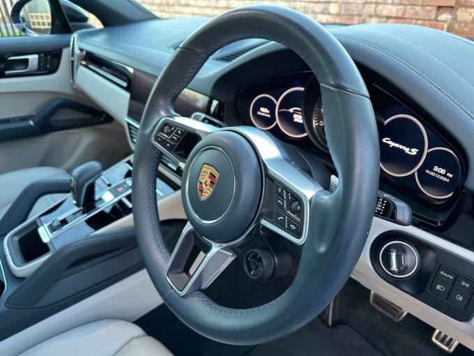 2025 Porsche Cayenne