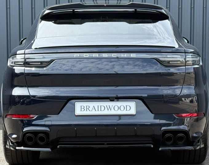 2025 Porsche Cayenne