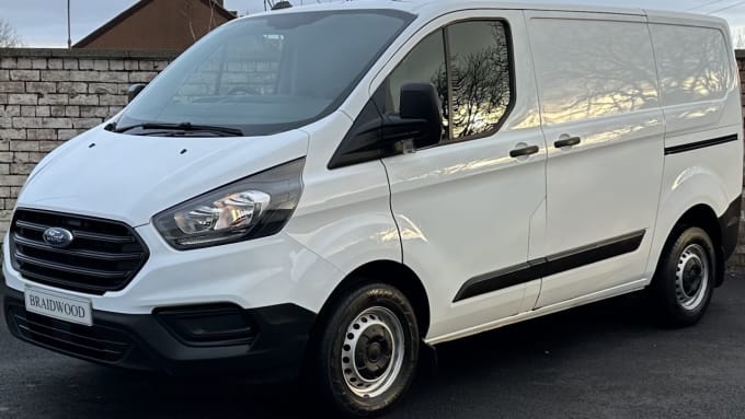 2025 Ford Transit Custom