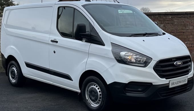 2025 Ford Transit Custom