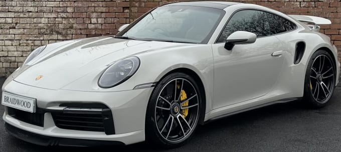 2025 Porsche 911