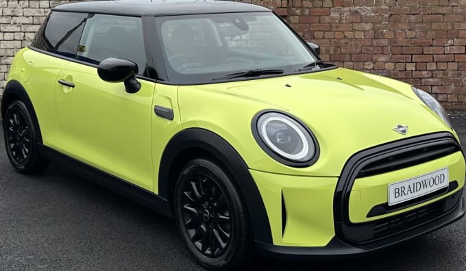 2025 Mini Hatch