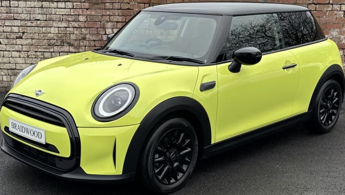 2025 Mini Hatch