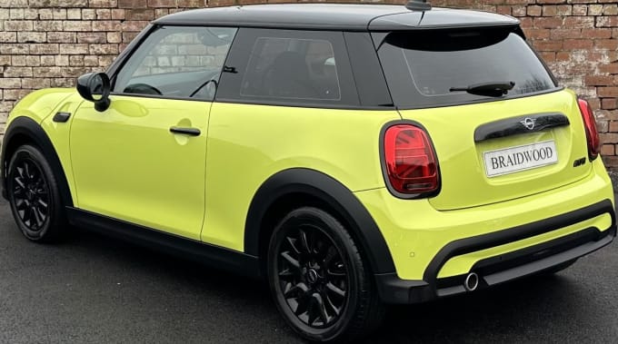 2025 Mini Hatch