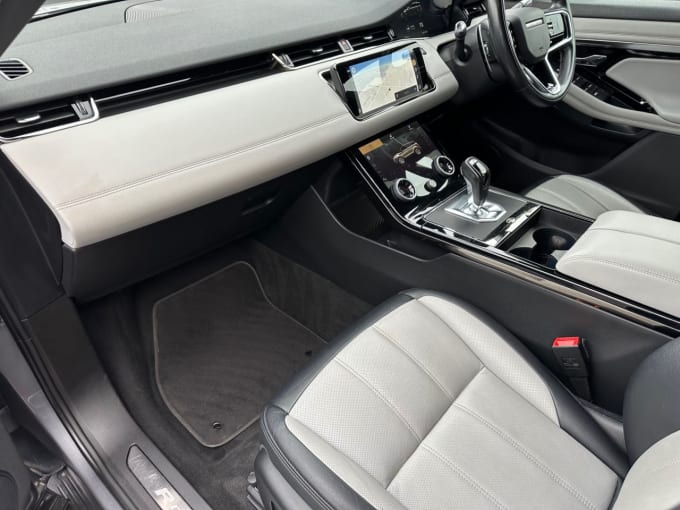 2025 Land Rover Range Rover Evoque