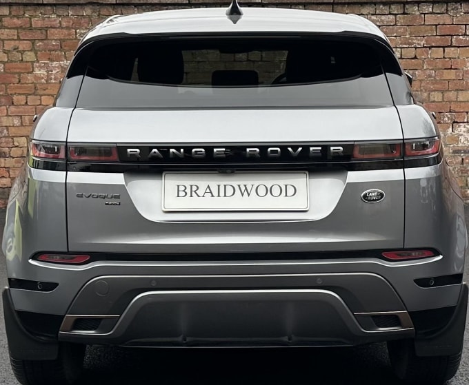 2025 Land Rover Range Rover Evoque