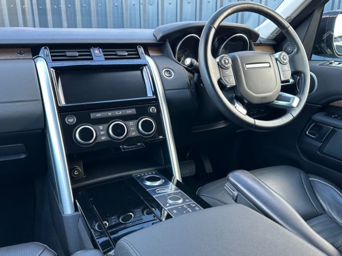 2025 Land Rover Discovery